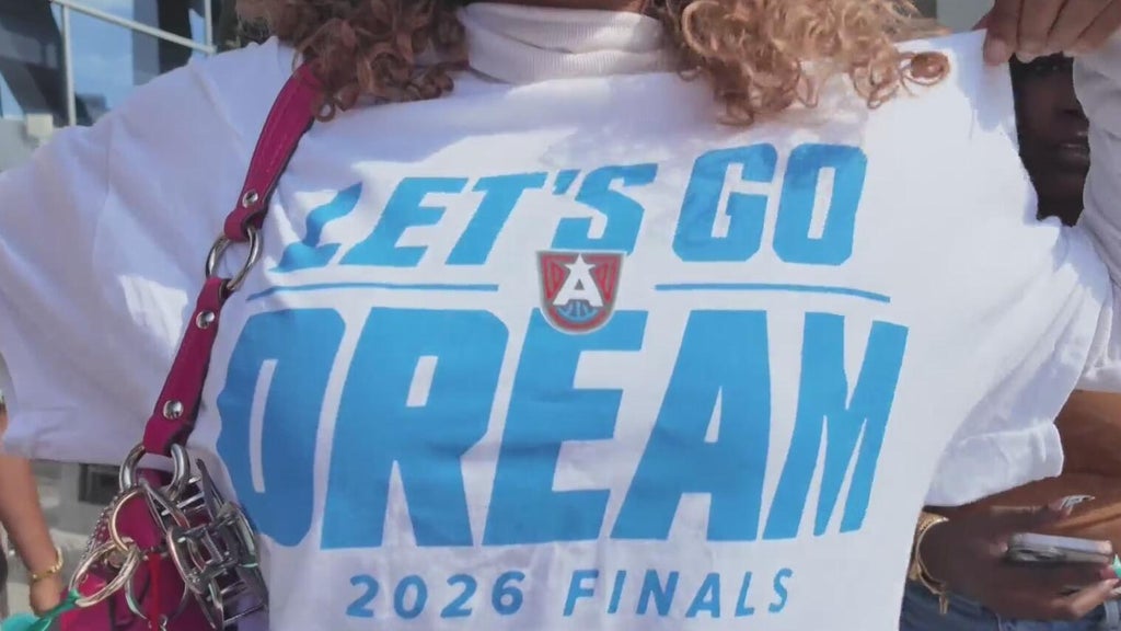 Atlanta Dream fans celebrate team's Game 6 win — Stockbridge Sports news